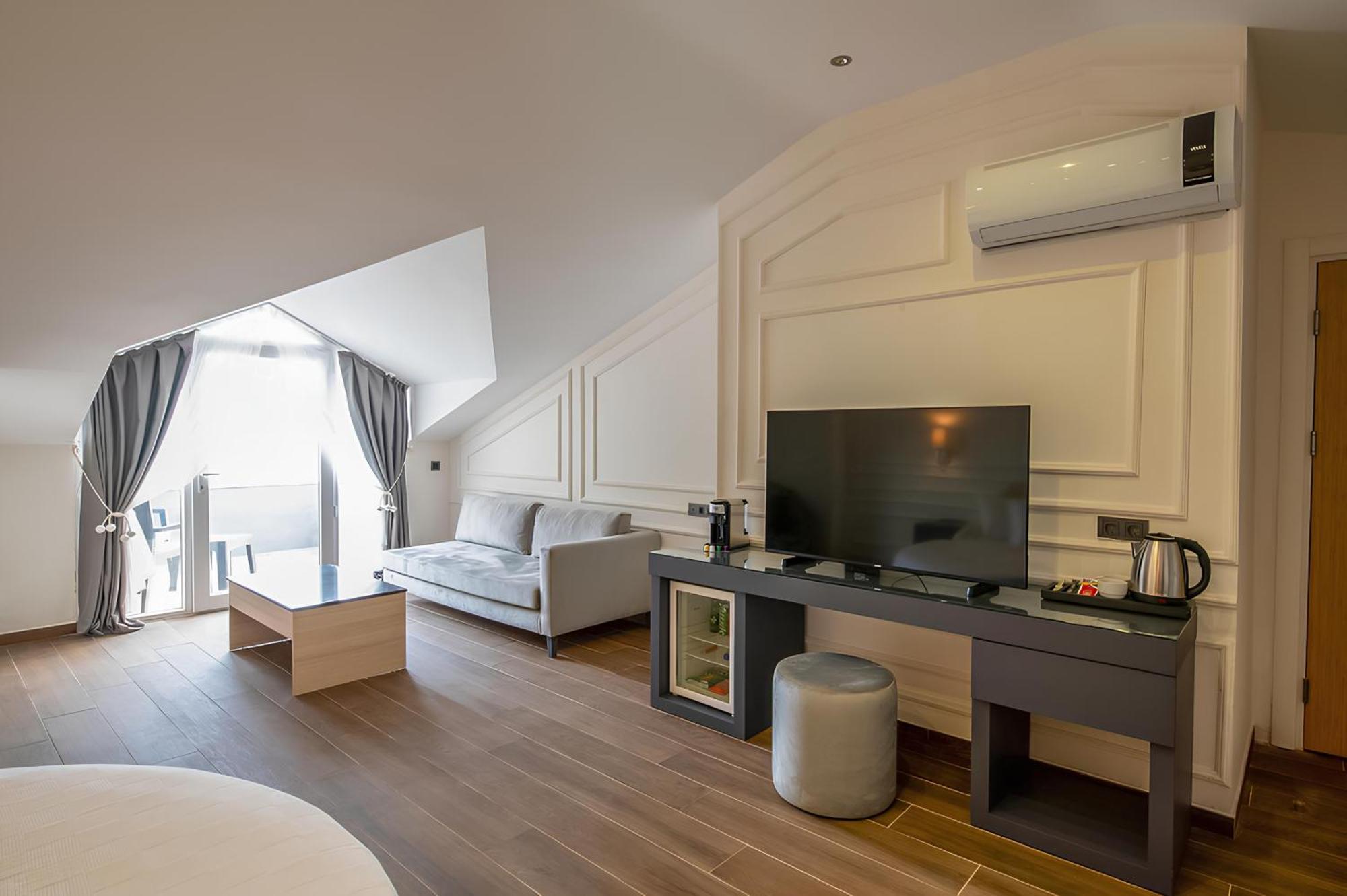 فندق Ramada By Wyndham Fethiye Oludeniz Adult Only المظهر الخارجي الصورة