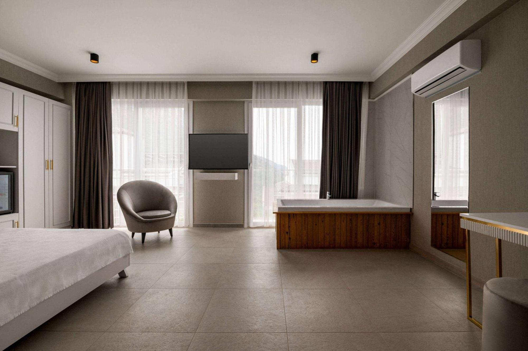 فندق Ramada By Wyndham Fethiye Oludeniz Adult Only المظهر الخارجي الصورة